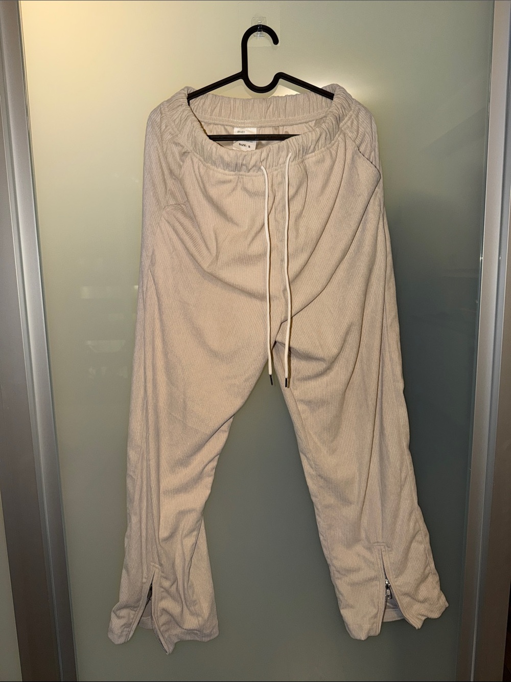Men's Cream Corduroy Drawstring Joggers with Ankle Zips